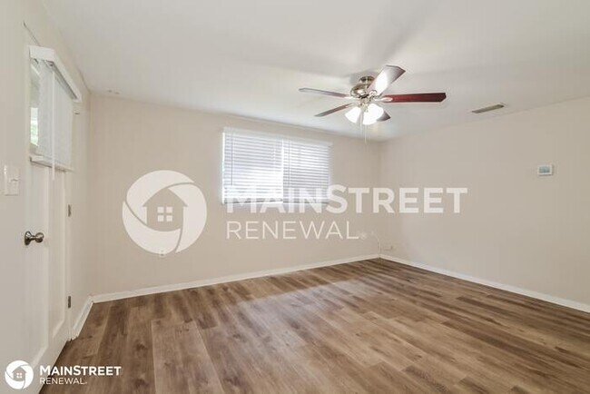 Building Photo - 806 W ARIZONA AVE, DELAND, FL 32720