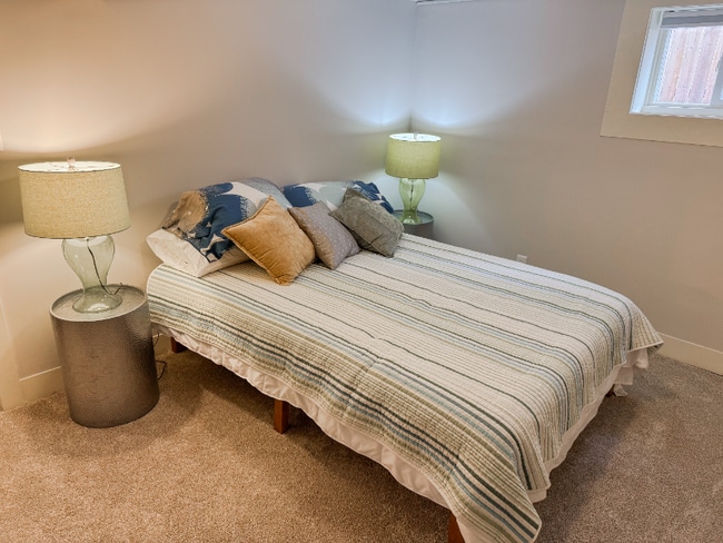 Building Photo - 835 Ouray Ave