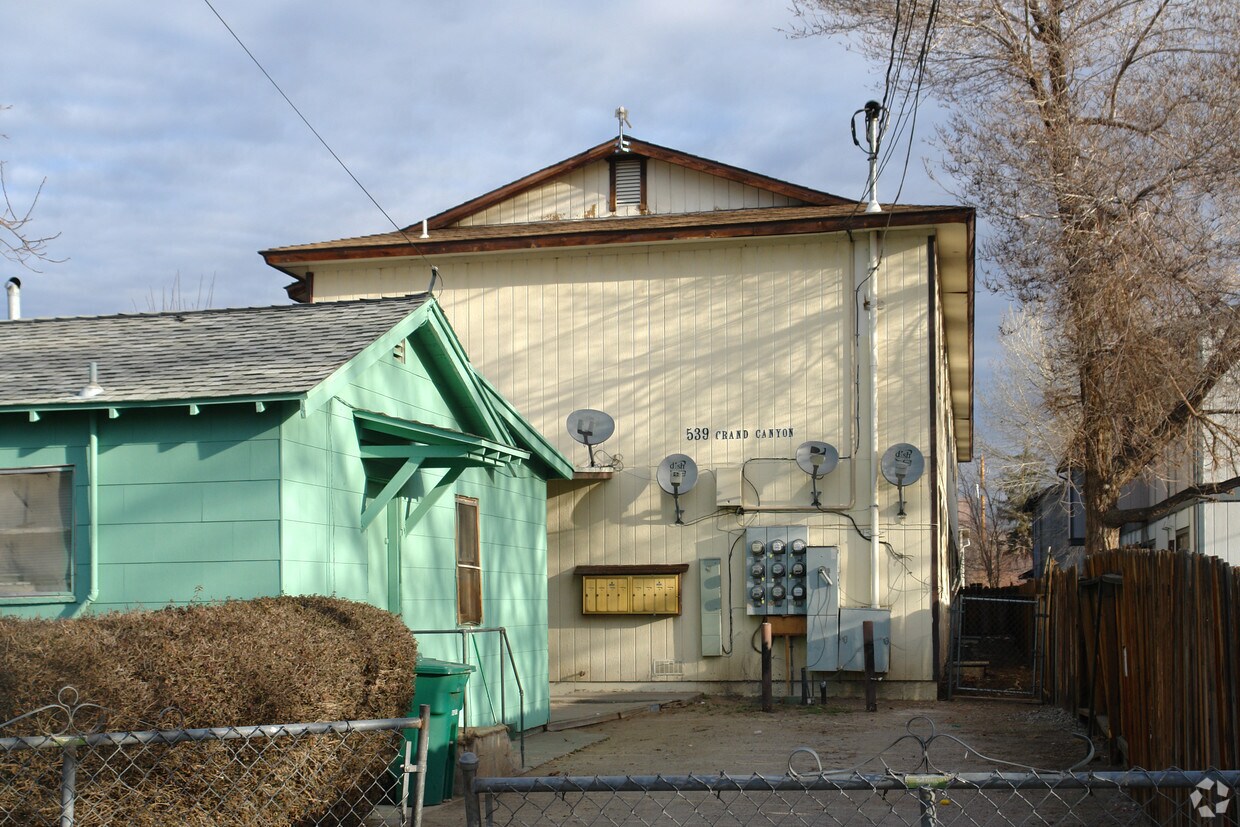 Building Photo - 539 Grand Canyon Blvd