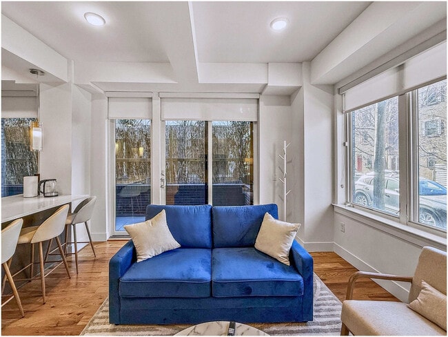 Foto del edificio - 236 W Thompson St