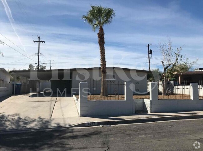 Building Photo - 4747 Everman Dr