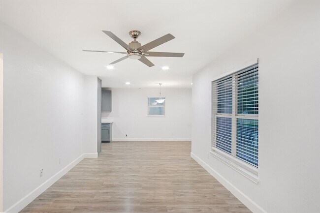 Foto del edificio - 4808 Terry St