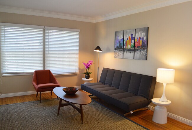 Sala de estar - 1288 Devon Ave