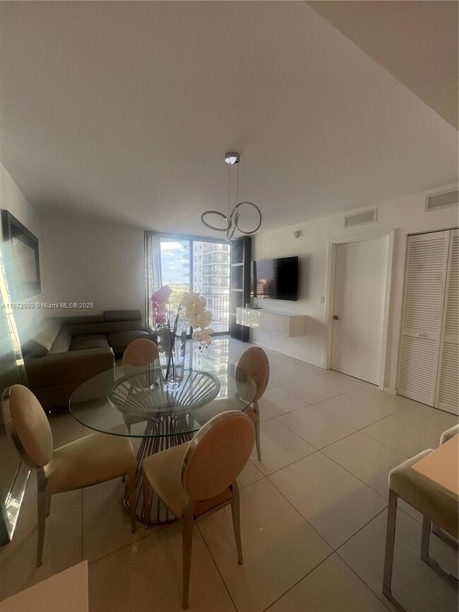 Foto del edificio - 5252 NW 85th Ave