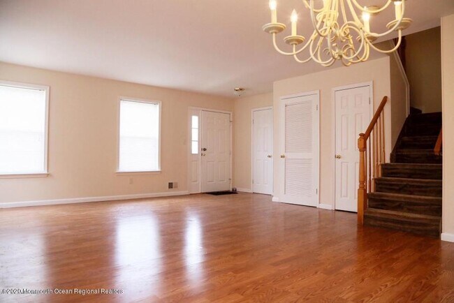 Building Photo - 440 Indigo Ct