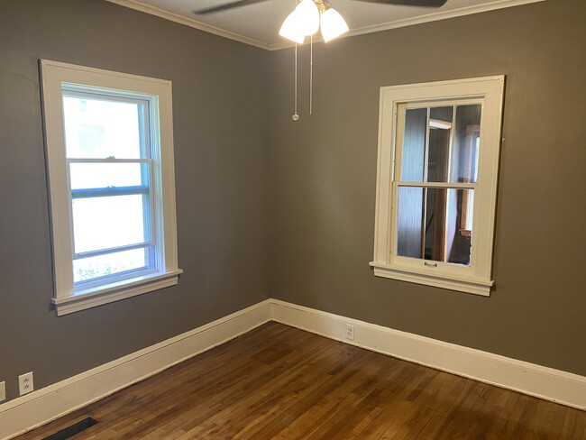 Building Photo - 4244 Longfellow Ave