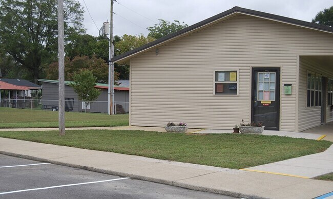 Foto del edificio - 1130 Old Mt Carmel Rd