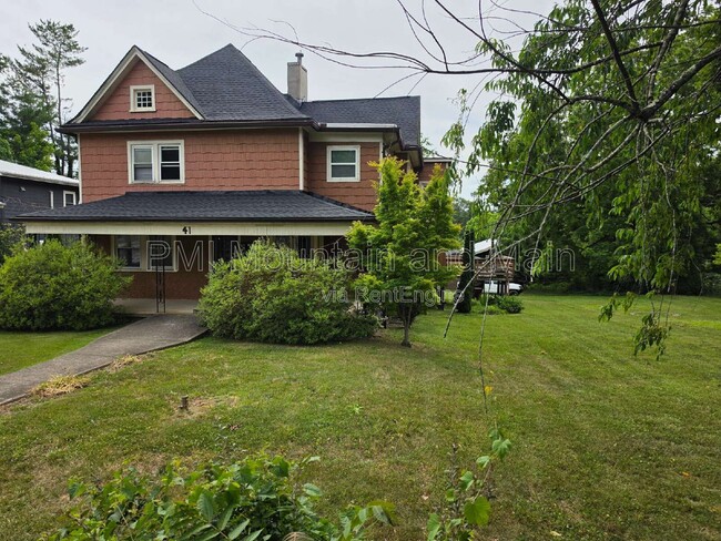 Building Photo - 41 Westwood Pl
