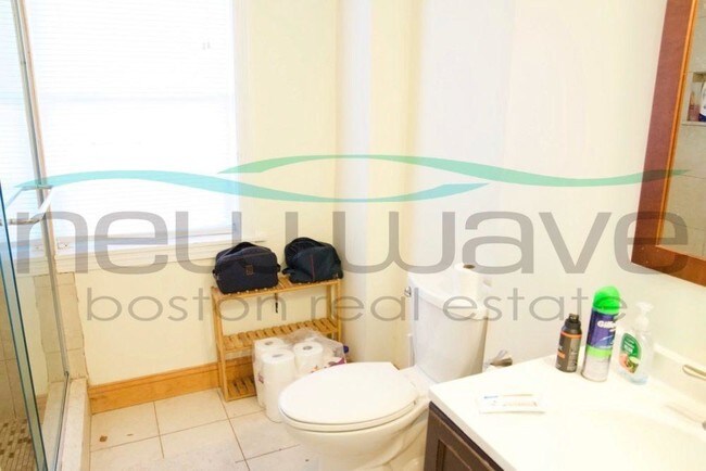Building Photo - 5 bedroom in Boston MA 02120