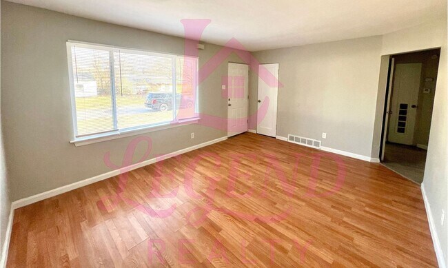 Foto del edificio - Adorable 3 Bedroom 1 Bathroom Home!