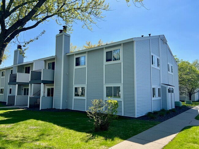 Foto del edificio - 1720 Pleasant St