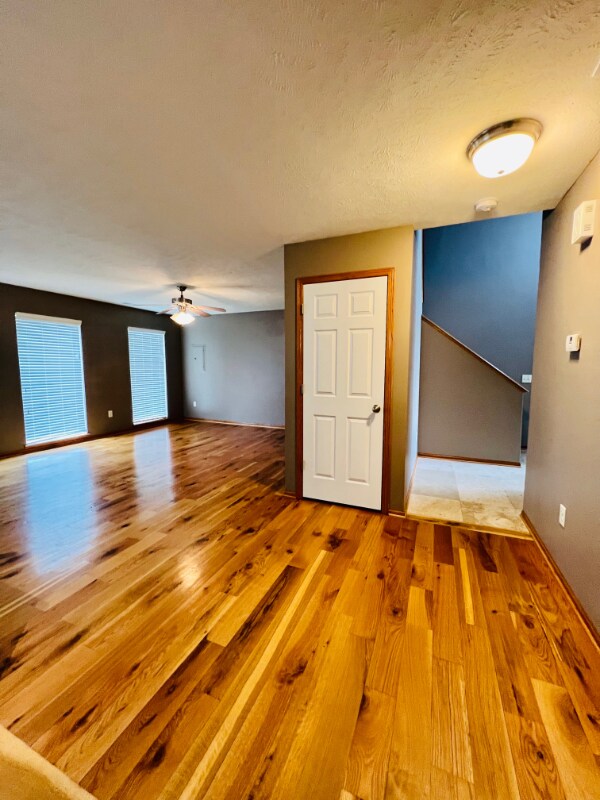 Building Photo - 1875 N 176th Plaza