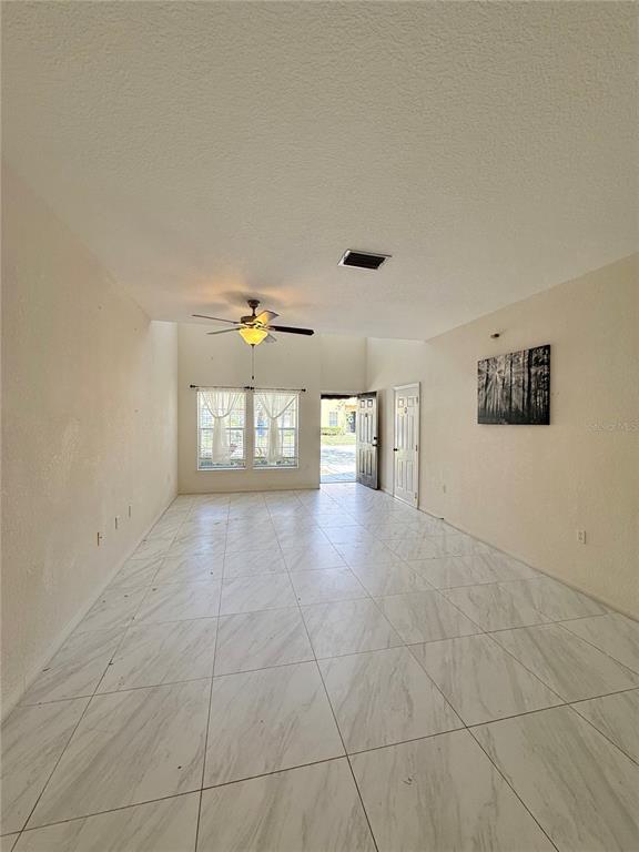 Foto del edificio - 16306 Parkstone Palms Ct