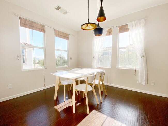 Foto del edificio - 2833 Alnwick Ave