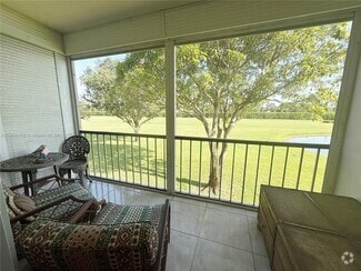 Building Photo - 9820 S Hollybrook Lake Dr