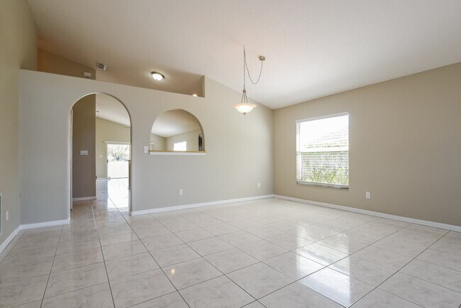 Building Photo - 10830 Brown Trout Cir