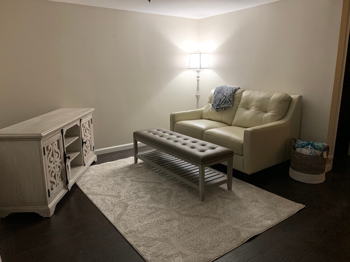 Foto principal - 410 Rose Ave