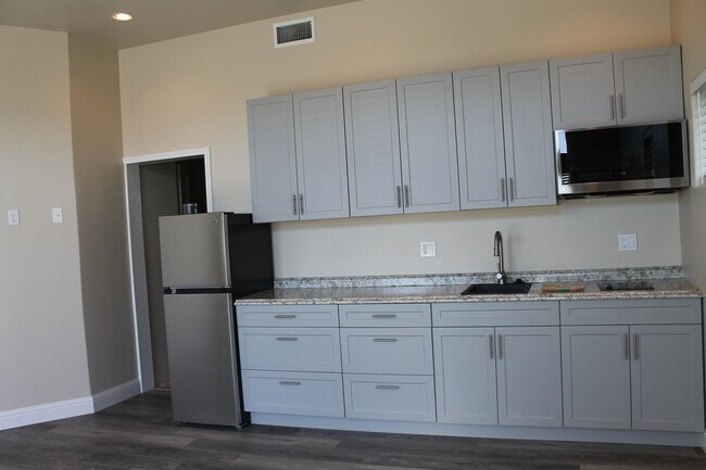 Foto del edificio - Charming downstairs Cayucos apartment