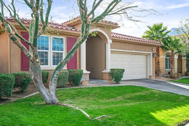 Foto del edificio - 2651 Desert Breeze Way