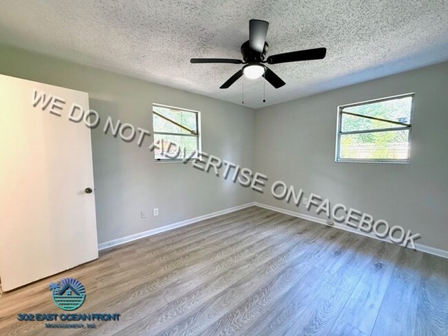 Building Photo - $200 OFF FIRST MONTH RENT - Beautiful 3 Be...