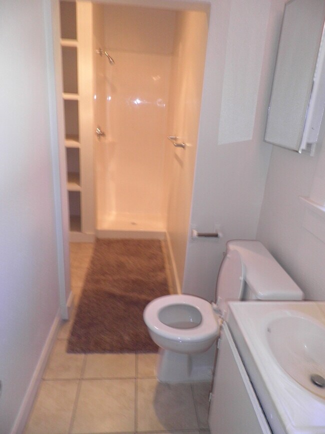 303 SW I St, Grants Pass, OR 97526 House Rental in Grants Pass, OR