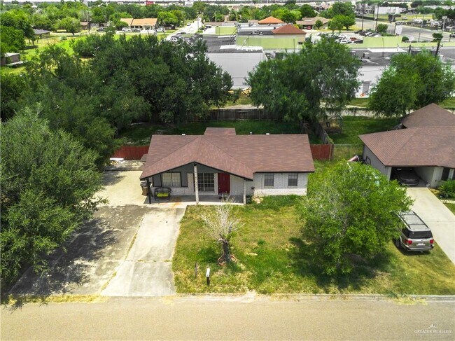 Foto del edificio - 1802 Hunt Ave