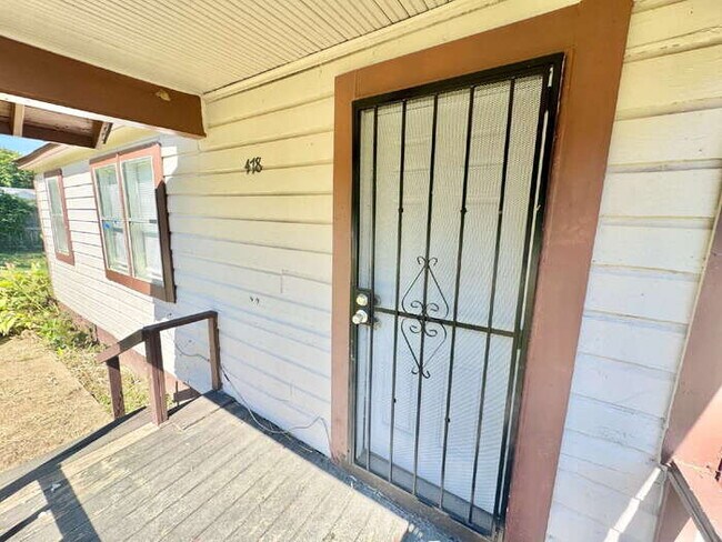 Building Photo - 478 Dixie Rd