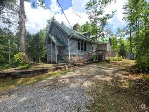 Building Photo - 299 Pearson Rd