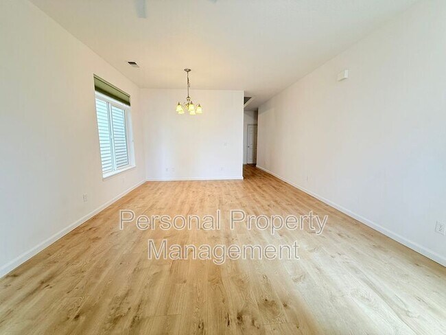 Foto del edificio - 11706 NW 28th Ave