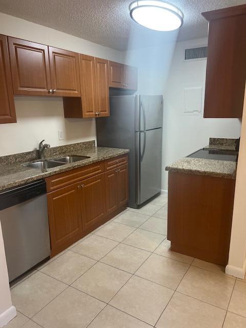 Foto del edificio - 639 Executive Center Dr