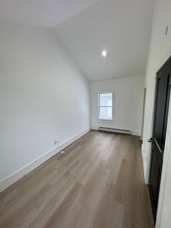 Foto del edificio - 287 6th St