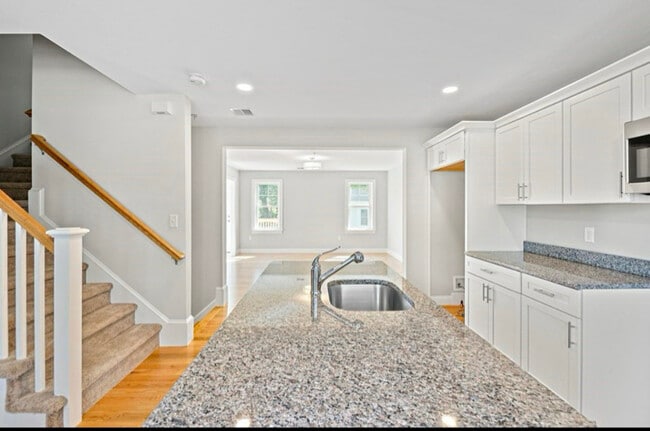 Photo - 55 Plymouth St Townhome