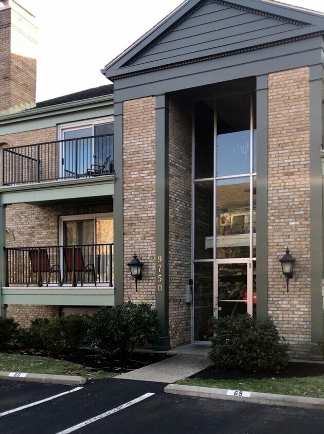 Primary Photo - 9750 Bunker Hill Ln