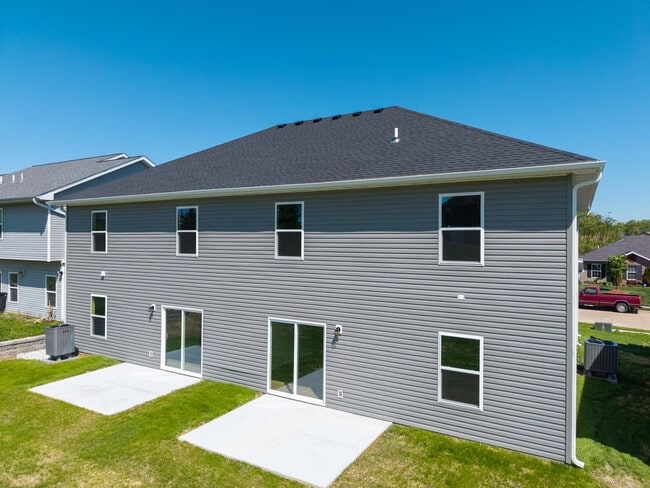 Building Photo - 5205 Silver Mill Dr