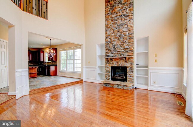 Foto del edificio - 5861 Governors Hill Dr