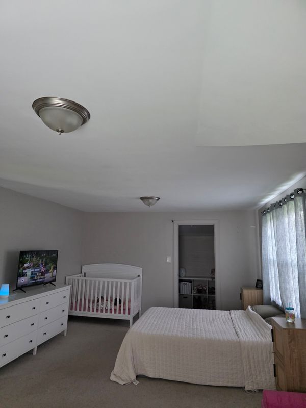 Foto del edificio - 869 Hillside Dr