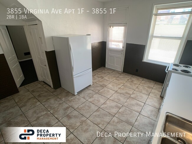 Building Photo - 2 Bedroom Apartment