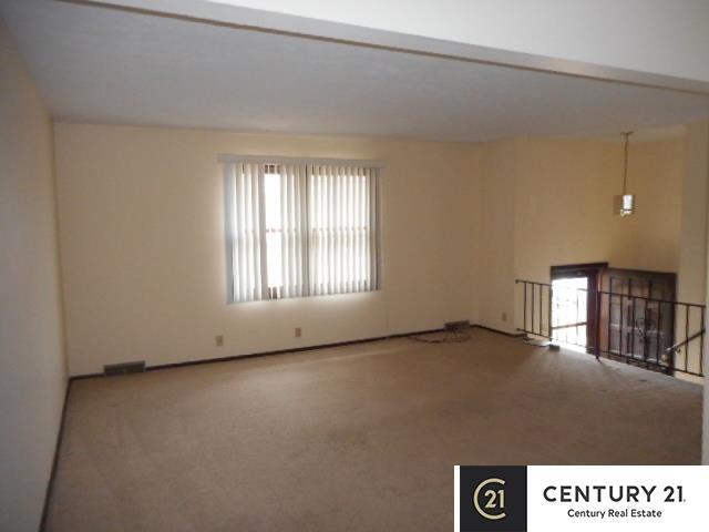Building Photo - 8306 S 48th Ave