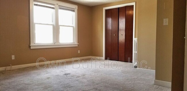Building Photo - 4030 Bailey Ave