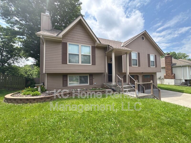 Foto principal - 8704 N Shannon Ave