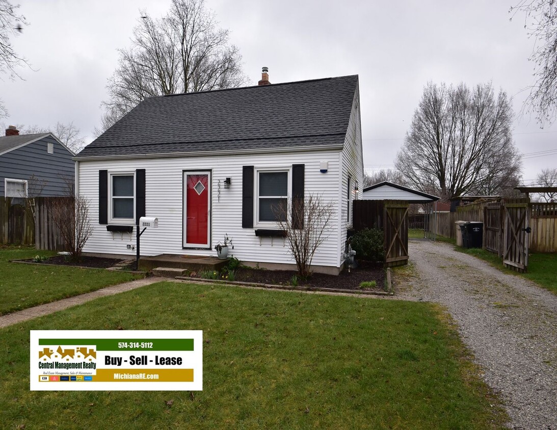 Close to Notre Dame! 3 bedroom 1.5 bath home - Close to Notre Dame!  3 bedroom 1.5 bath home