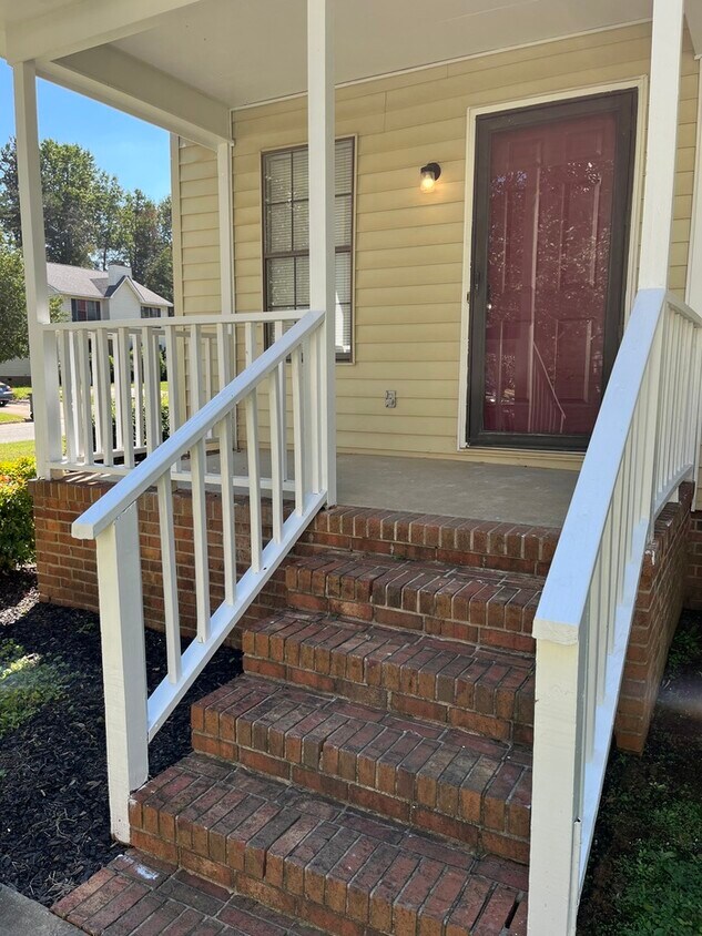 115 Montague Dr, Greenville, SC 29617 Townhome Rentals in Greenville