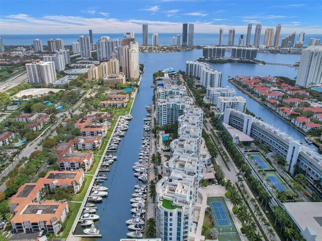 Building Photo - 3029 NE 188th St