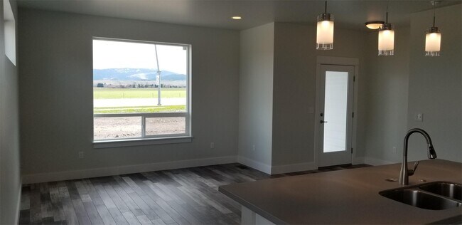 Foto del edificio - 2008 Chipset St