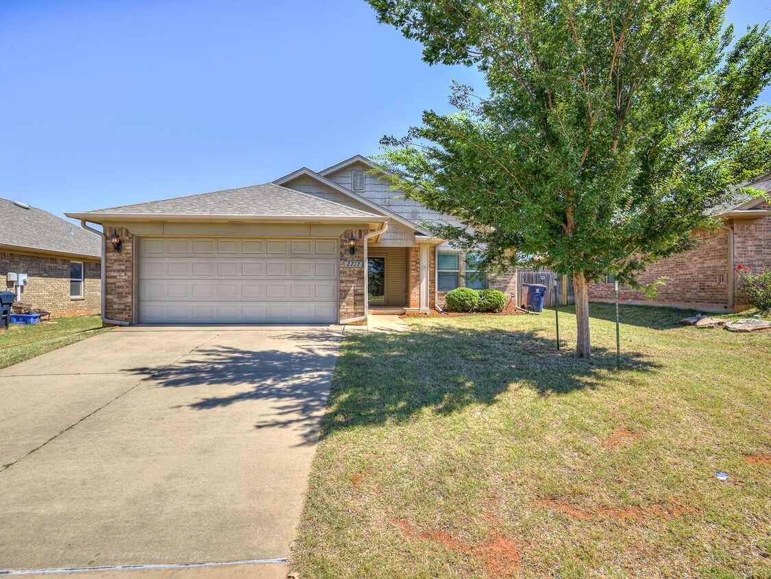 Newly Updated Home + Edmond + 3 bedrooms + Edmond Schools - Newly Updated Home + Edmond + 3 bedrooms + Edmond Schools