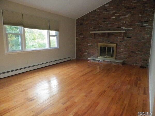 Building Photo - 24 Skyview Ln