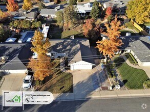 Building Photo - 2928 Salmonberry Dr