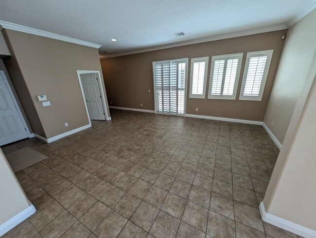 Building Photo - 9149 Tudor Park Pl