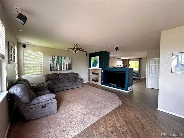 Building Photo - 5639 Jaguar Way