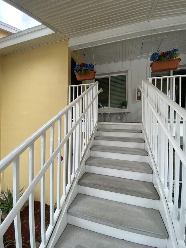 Foto del edificio - 3580 41st Ln S